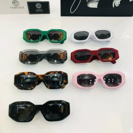 Picture of Versace Sunglasses _SKUfw55116522fw
